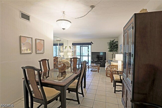 Photo - 9627 Eaton Gardens Ln Unit 104