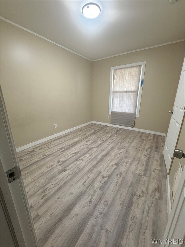 Photo - 1533 La Salle Ave