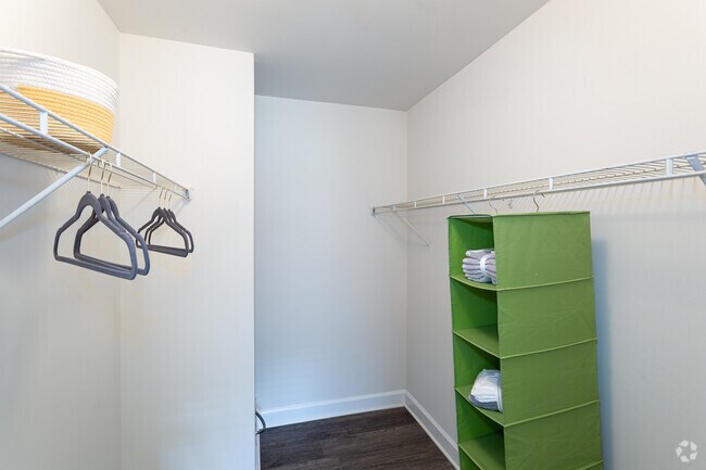 Studio - 486 SF