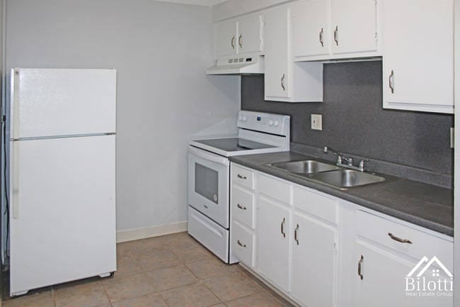 Photo - Hillside Terrace