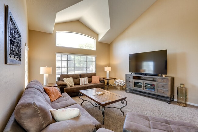 Photo - 16352 W Roosevelt St Unidad ID1385854P