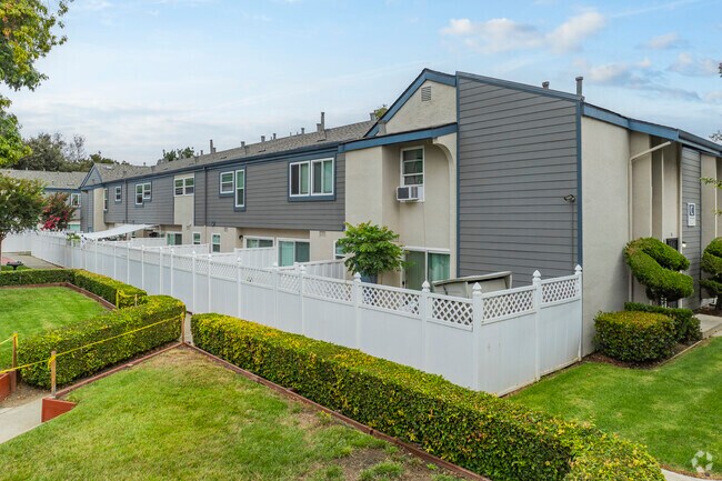 Alternate Exterior - Trinity Townhomes