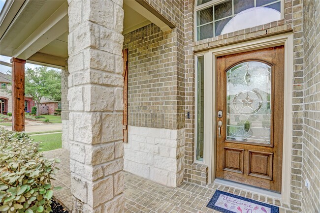 Building Photo - 6007 Pomme Bay Pass