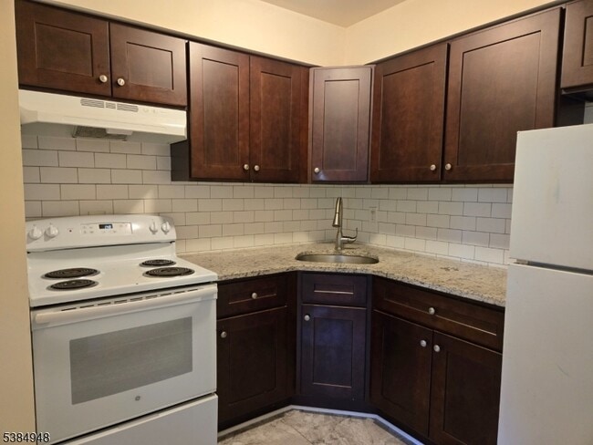 Photo - 1041 Ridge St Unit B 43