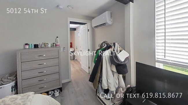 Photo - 5012 54th St