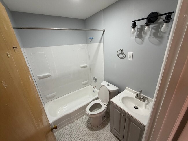 Photo - 1120 Highmont Dr