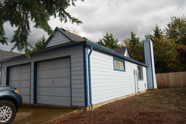 Building Photo - HAD914 Unit B