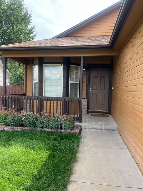 Photo - 5078 Pathfinder Dr