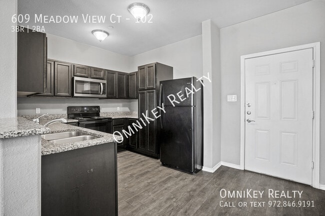 Photo - 609 Meadow View Ct Unit 102