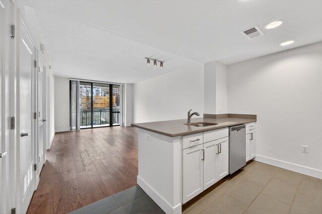 Photo - 50 Florida Ave NE