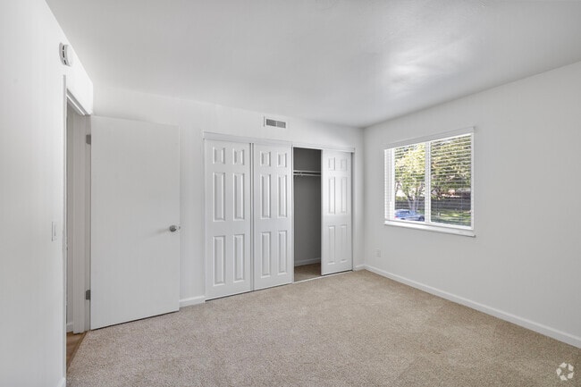 2BR, 1BA