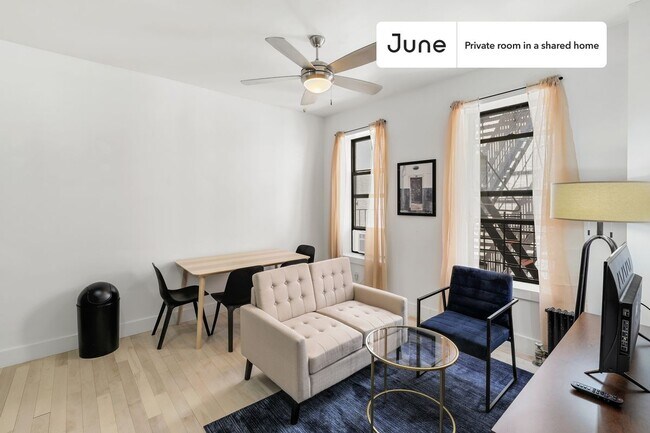 Room in Shared 4 bed/2 bath home in West Harlem