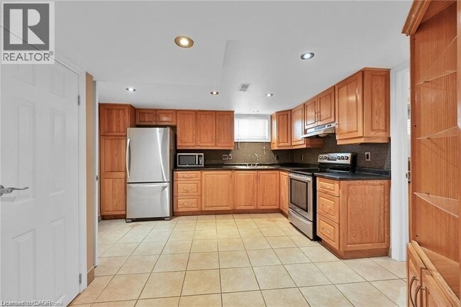 Photo - 221 Gray Rd