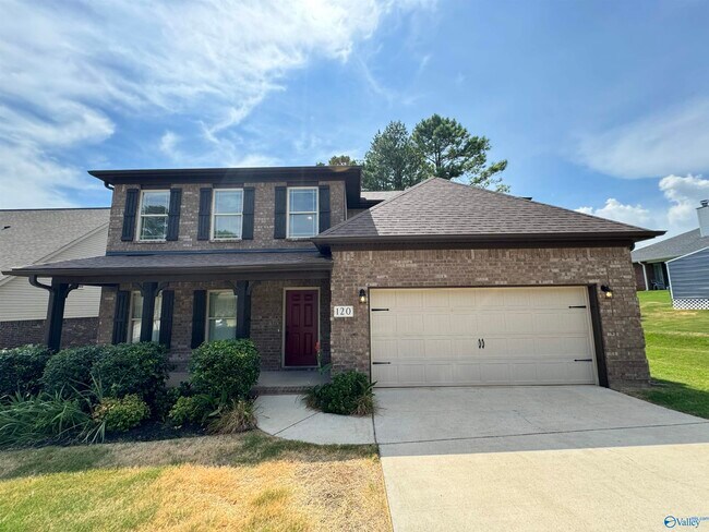 120 Meadowglade Ln
