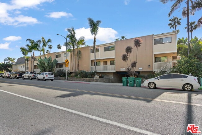 Photo - 4637 Park Dr Unit 12