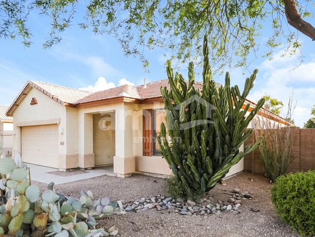 Photo - 12238 W Lincoln St