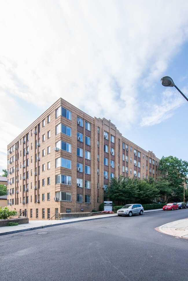 Building Photo - Park Crescent