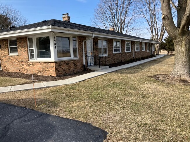 Photo - 3984 Owen Center Rd Unit 1