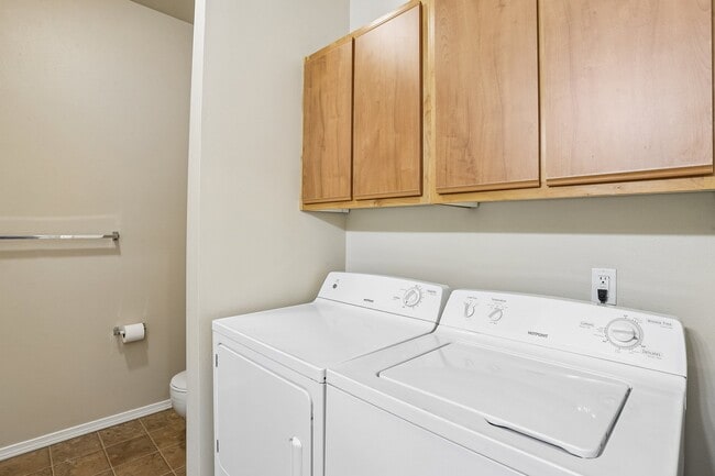 Legacy Oaks Apartments