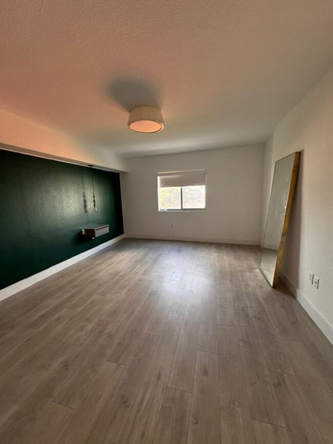 Photo - 36 NW 6th Ave