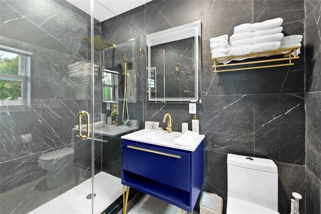 Photo - 91865 Overseas Hwy Unidad 102