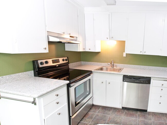 Photo - 1006 W Nickerson St Unit 4