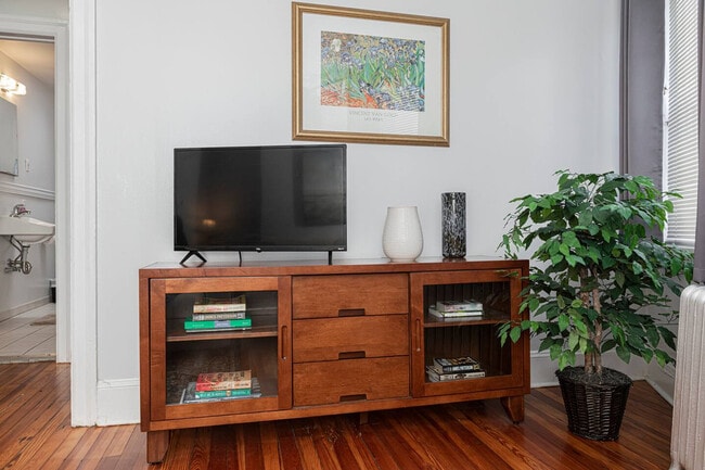 Photo - 658 Lancaster Ave Unit ID1321810P