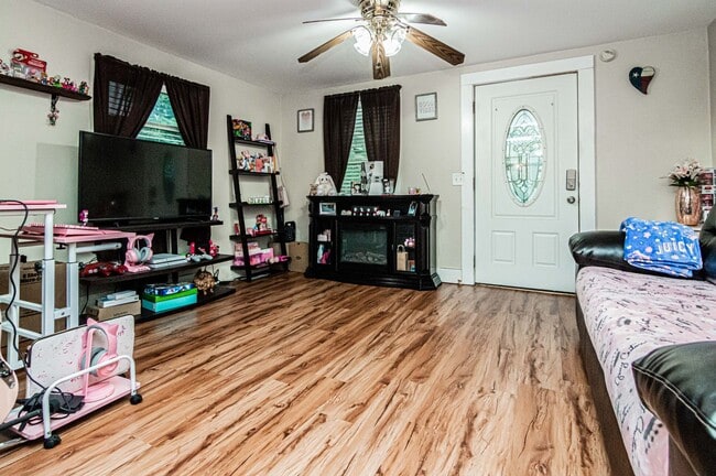 Photo - Please View 3D Virtual Walk-Through Before Scheduling a Showing