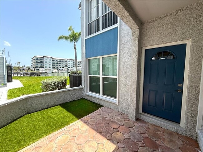 Building Photo - 201 Medallion Blvd Unit D