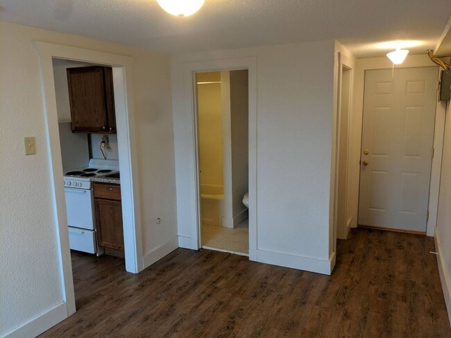 Photo - 310 W Wisconsin Ave