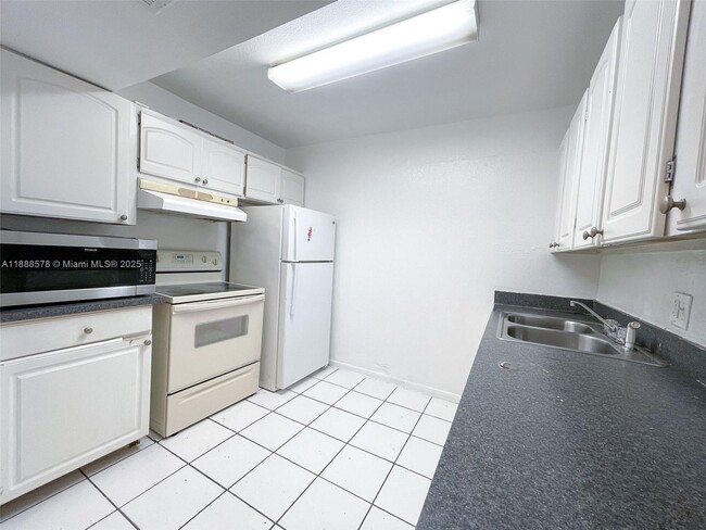 Photo - 5970 NW 28th St