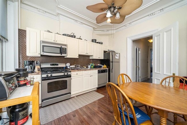 Photo - 1009 Park Ave Unit 2