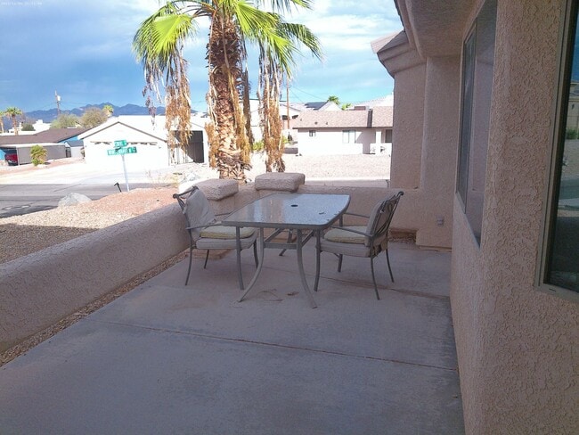 2910 Swirl Dr