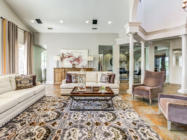 Timucuan Lakeside at Town Center Apartments For Rent in Jacksonville