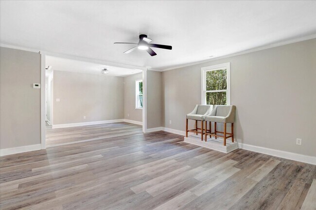 Photo - 1211 North St