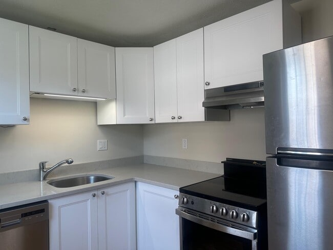 Photo - 184 Broadway St Unit #3