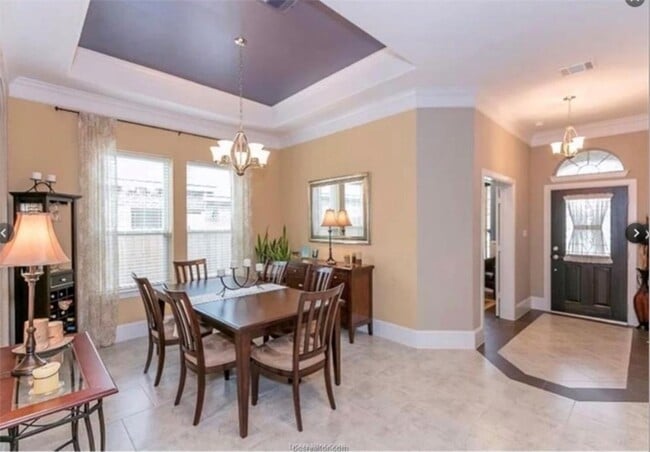 Photo - 2513 Hailes Ln