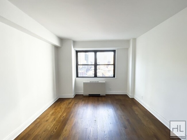 Photo - E 88th St Unit 15C