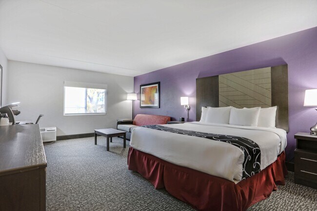 Photo - 10610 Marty St