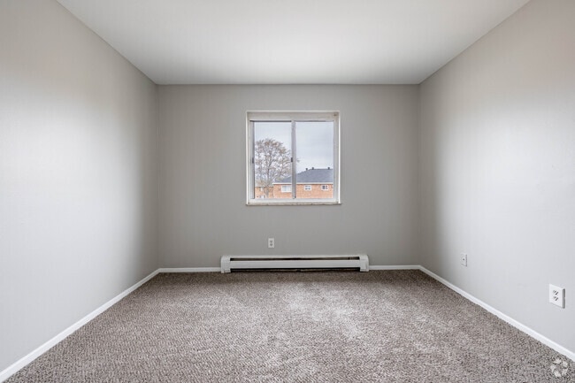 2BR, 2BA - 800SF - Second Bedroom