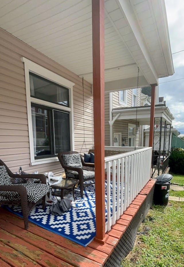 Photo - 250 Robinson St
