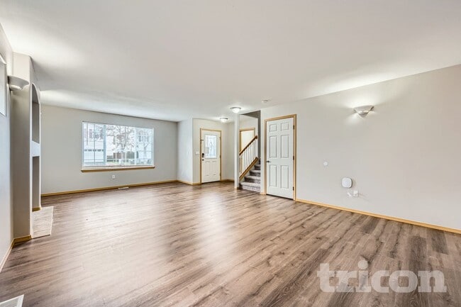 18121 96th Ave E