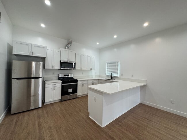 Photo - 9525 1/2 Juniper St