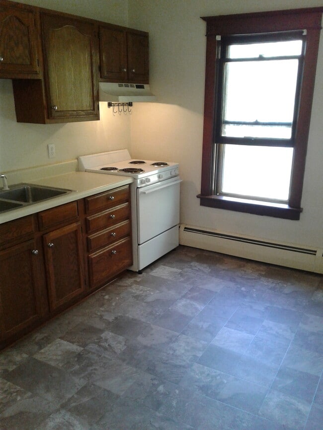 Photo - 832 Suedberg Rd Unit 2