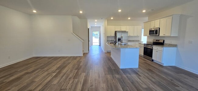 Photo - 97 Elijah St