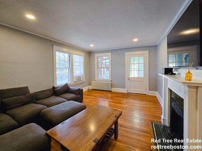 235 Chestnut Hill Ave Unit 1