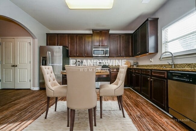 Photo - 693 Emporia Loop