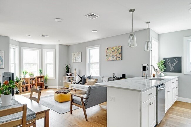 Photo - 19 Plymouth St Unit 3