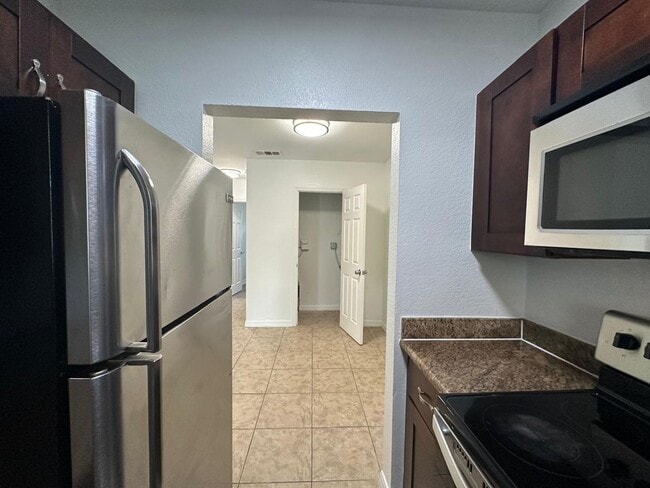 2640 Ivy Apartments LLC