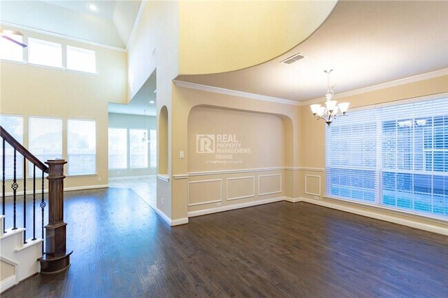 Photo - Gated Richwoods Home with Theater & Spacious Backyard for Rent